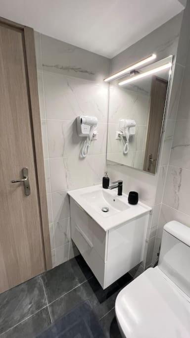 Flatg 23 Apartment Атина Екстериор снимка